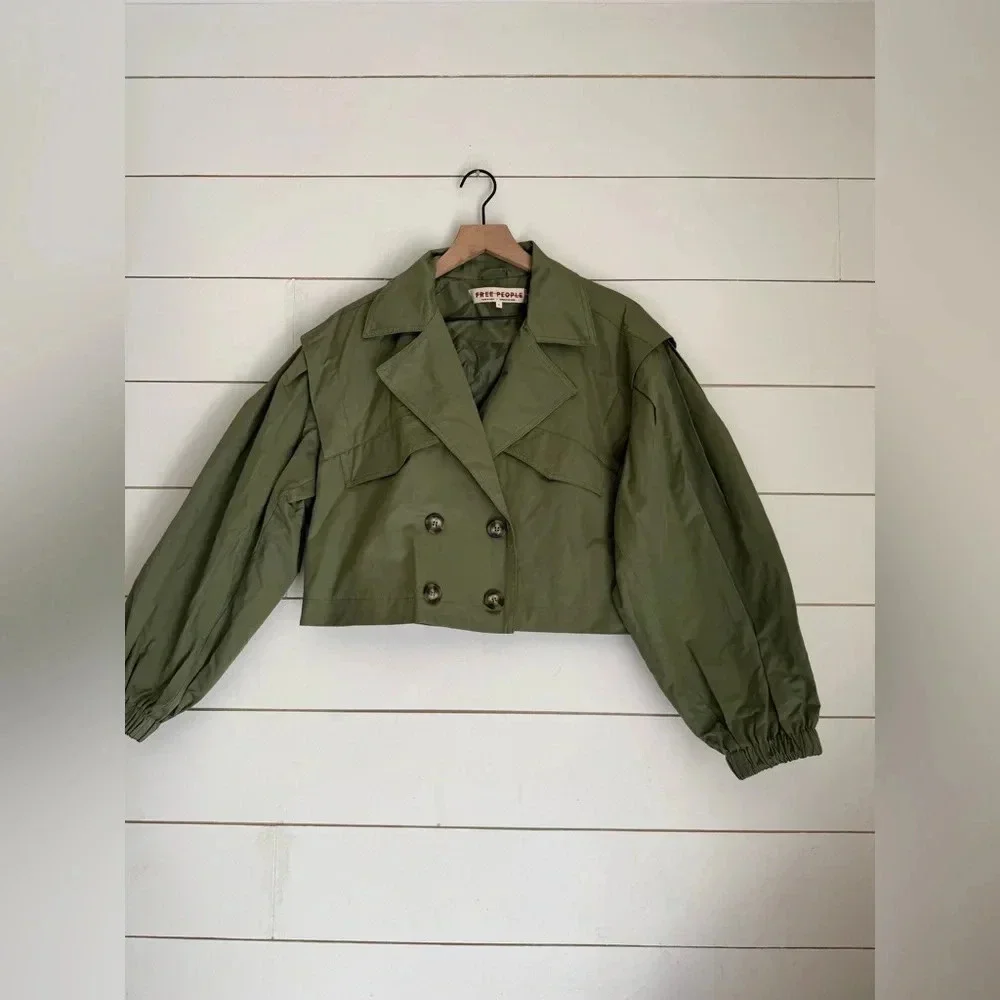 NWOT Free People Looking Glass Cropped Trench Coat in Loden color Small